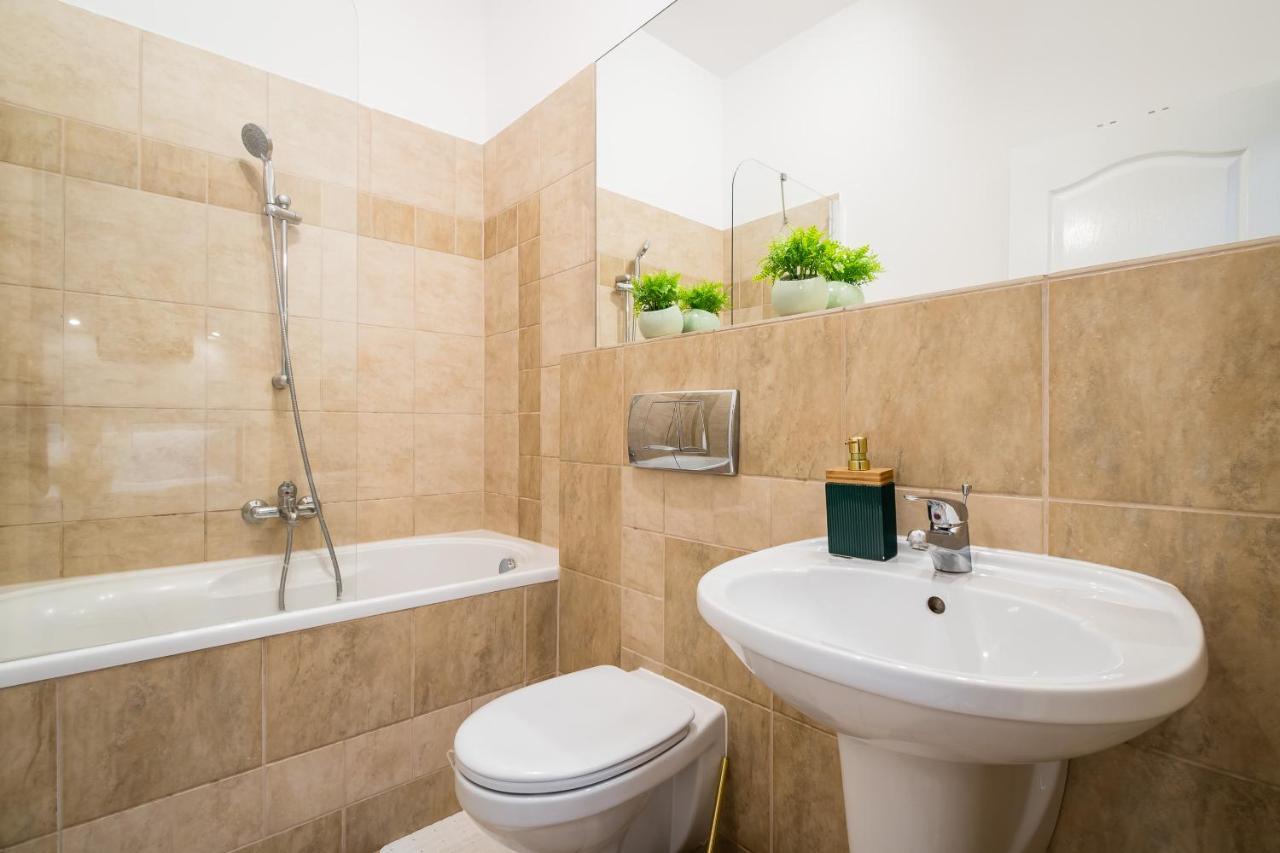 קרקוב Royal City Apartment 2 מראה חיצוני תמונה
